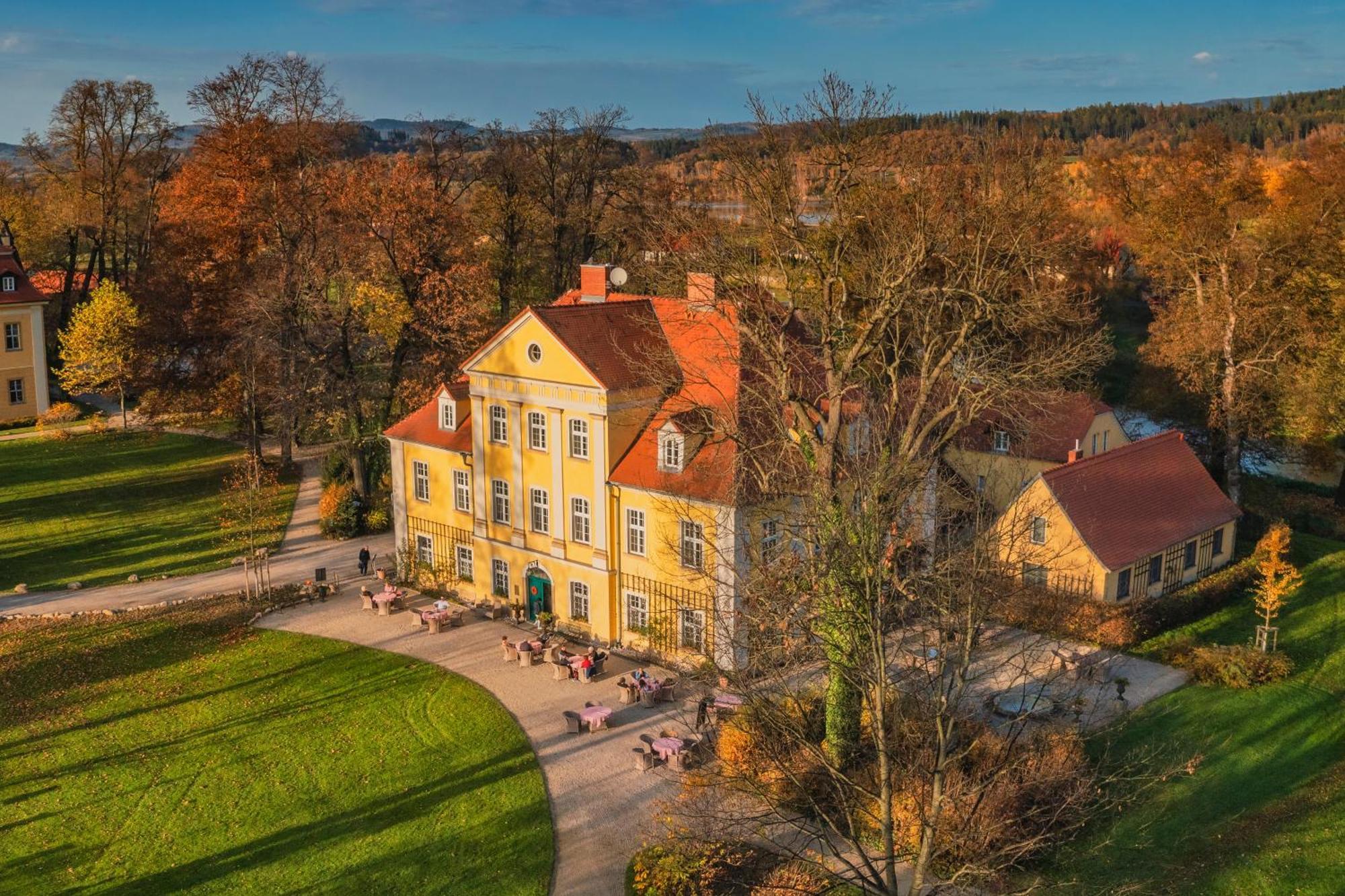 Palac Lomnica - Karkonosze / Riesengebirge Jelenia Gora Exterior photo
